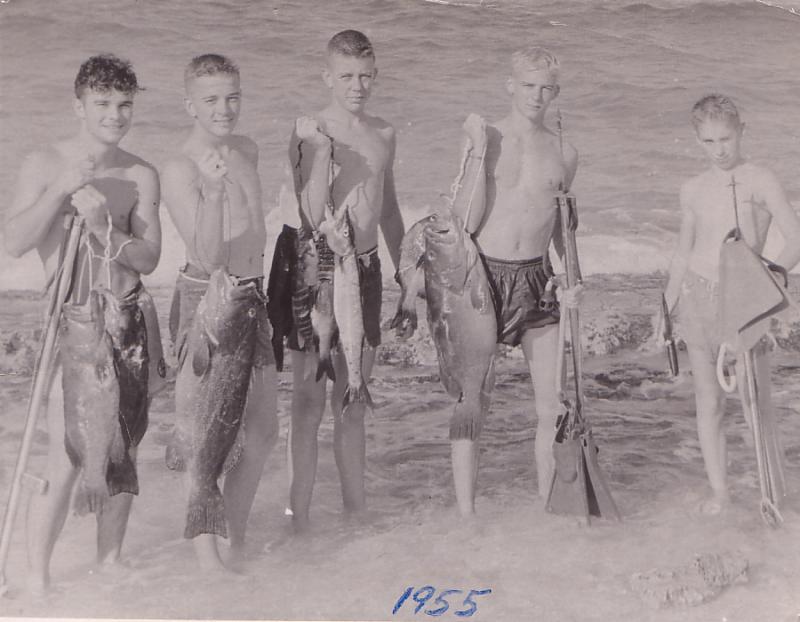 DON ROSBOROUGH, LONNIE AMMANN, JOE VAN OGTROP STUART GOODWIN, EMIL ROBERTSON 1955.jpg